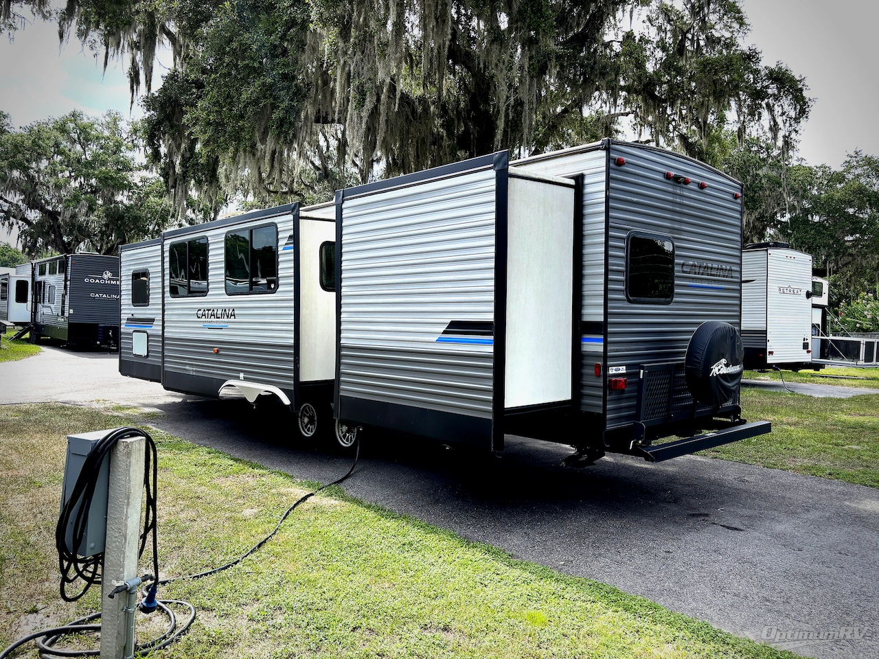 2023 Coachmen Catalina Legacy 343BHTS Photo 3