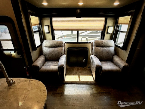 2018 Dutchmen Voltage V3805 RV Photo 2