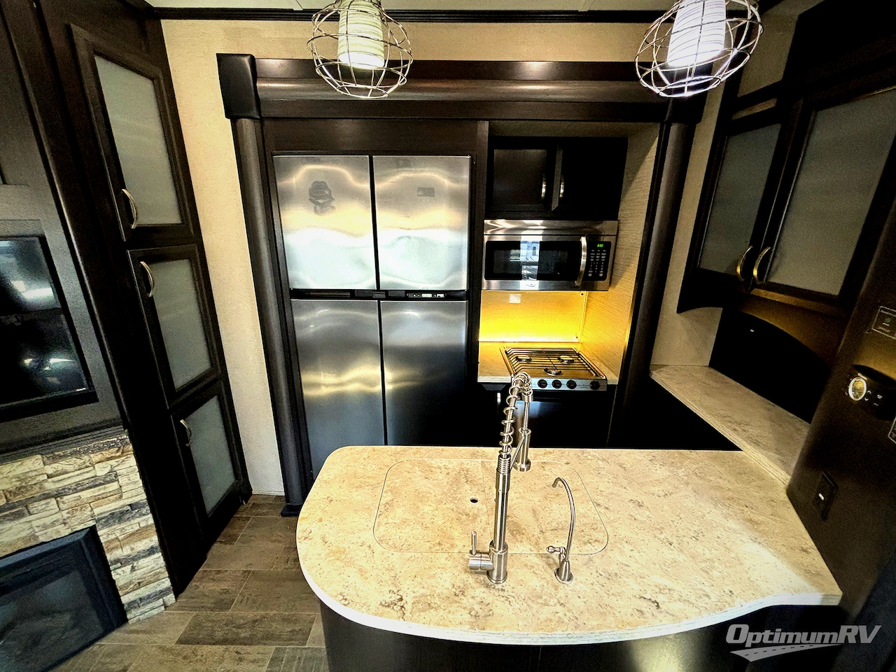 2018 Dutchmen Voltage V3805 Photo 5