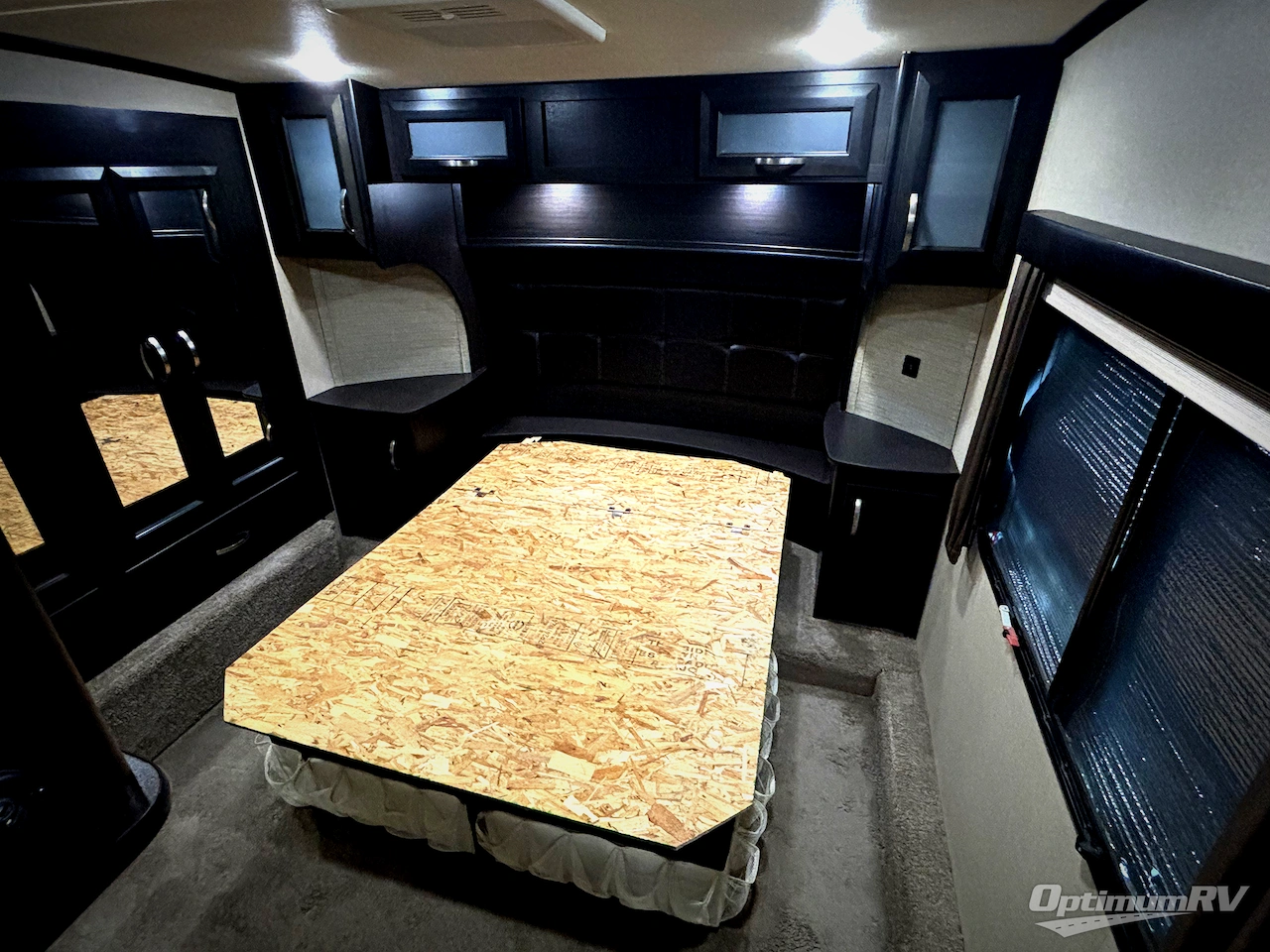 2018 Dutchmen Voltage V3805 Photo 14