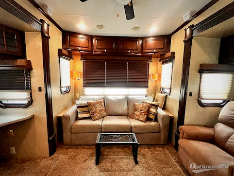 2013 Heartland Landmark SEQUOIA RV Photo 2