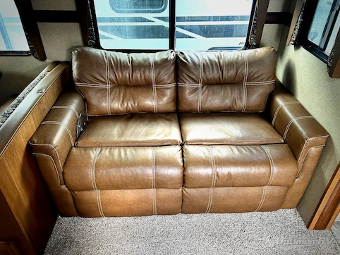2017 CrossRoads Sunset Trail Super Lite ST240BH RV Photo 2