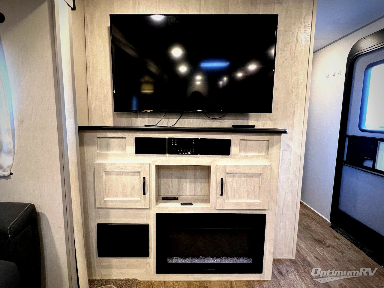 2021 Forest River Vibe 34BH Photo 8