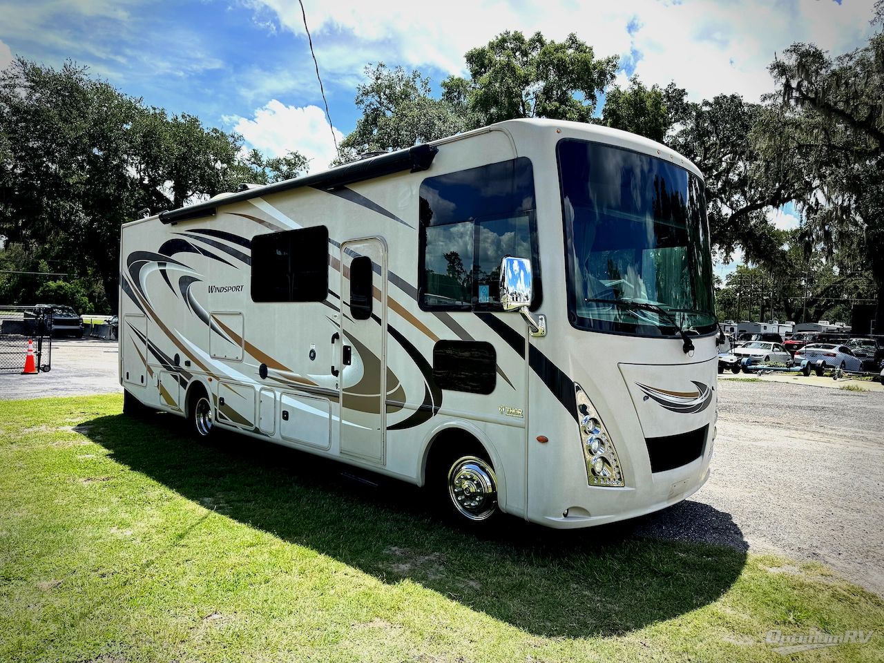2018 Thor Windsport 29M Photo 1