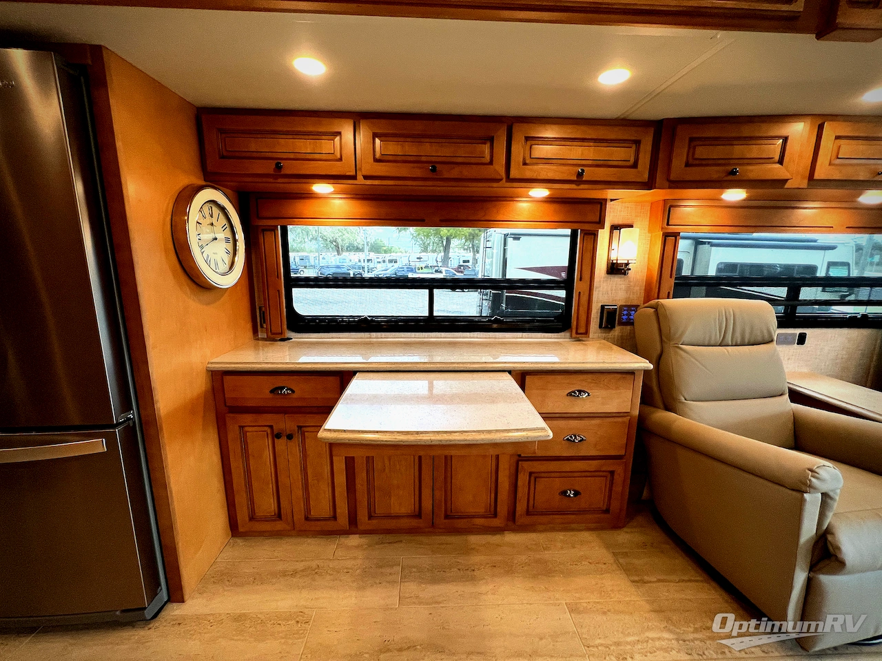 2022 Newmar Dutch Star 4081 Photo 17