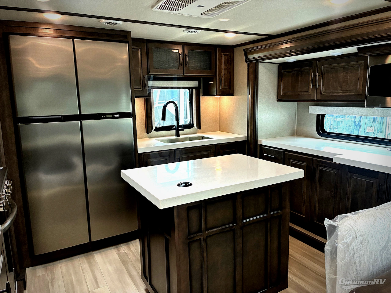 2022 Grand Design Solitude 390RK Photo 8