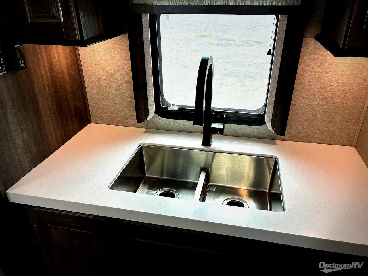 2022 Grand Design Solitude 390RK Photo 9