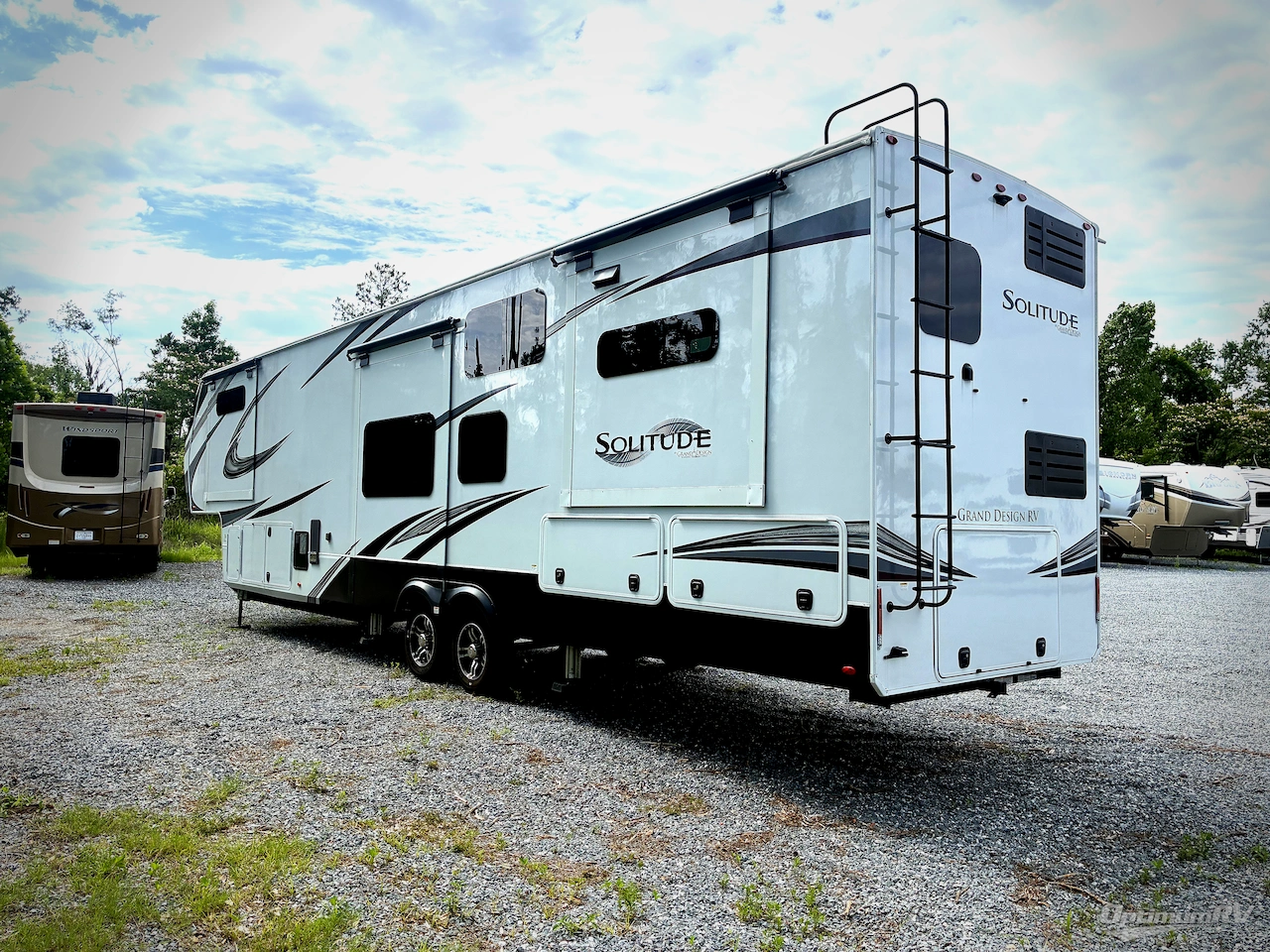 2022 Grand Design Solitude 390RK Photo 3
