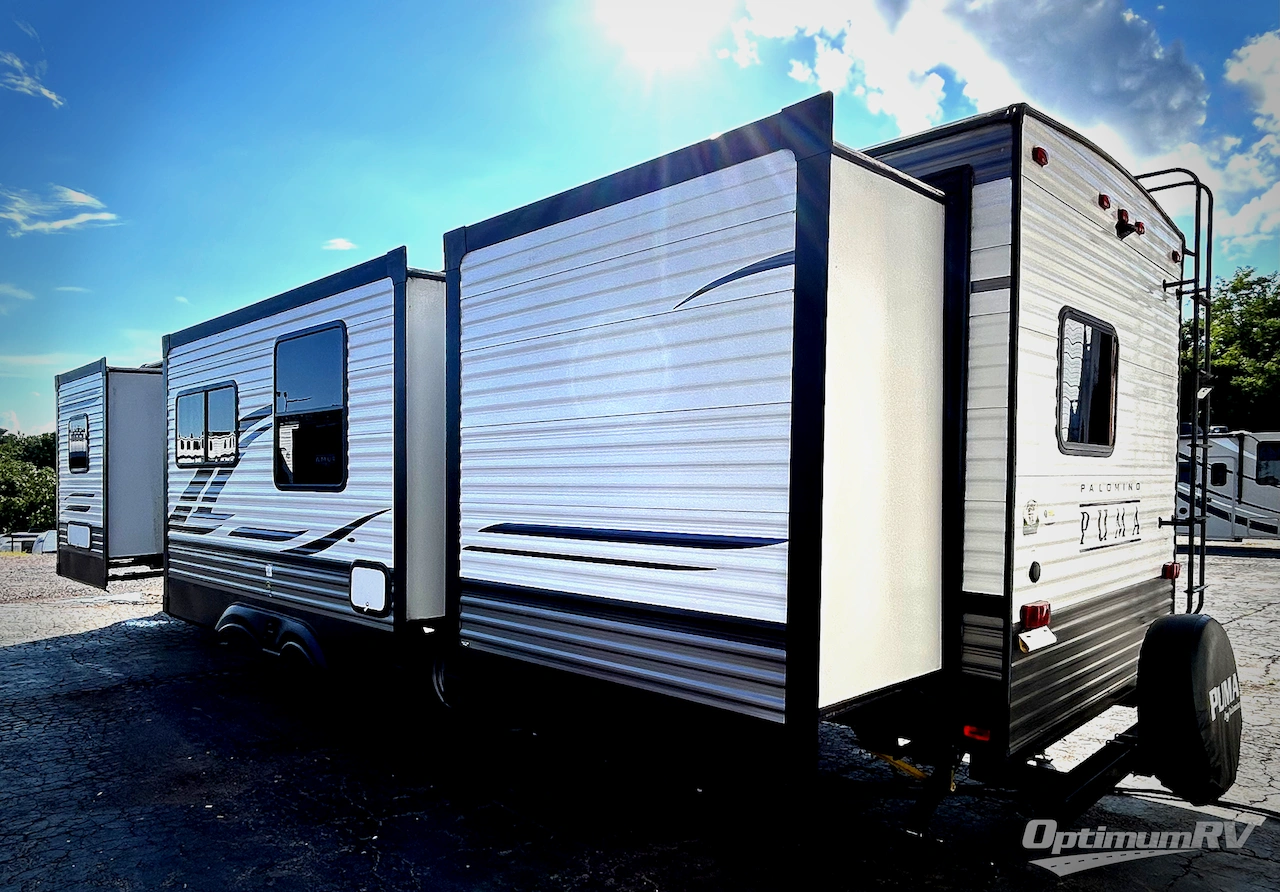 2022 Palomino Puma 32BHFS Photo 3