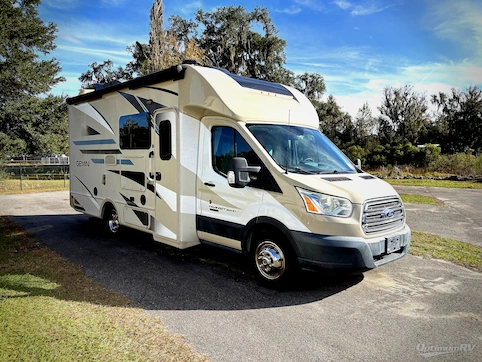 Used 2016 Thor Gemini 23TR Featured Photo