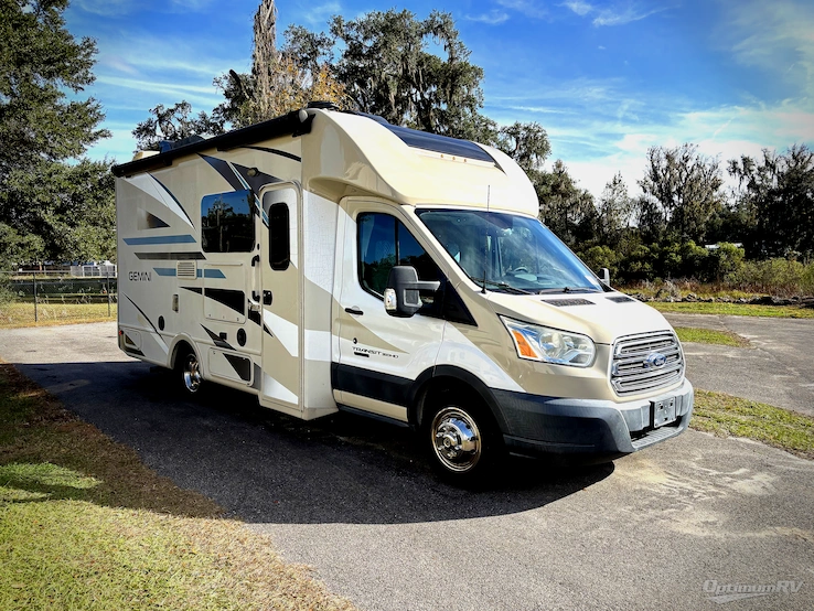 2016 Thor Gemini 23TR RV Photo 1