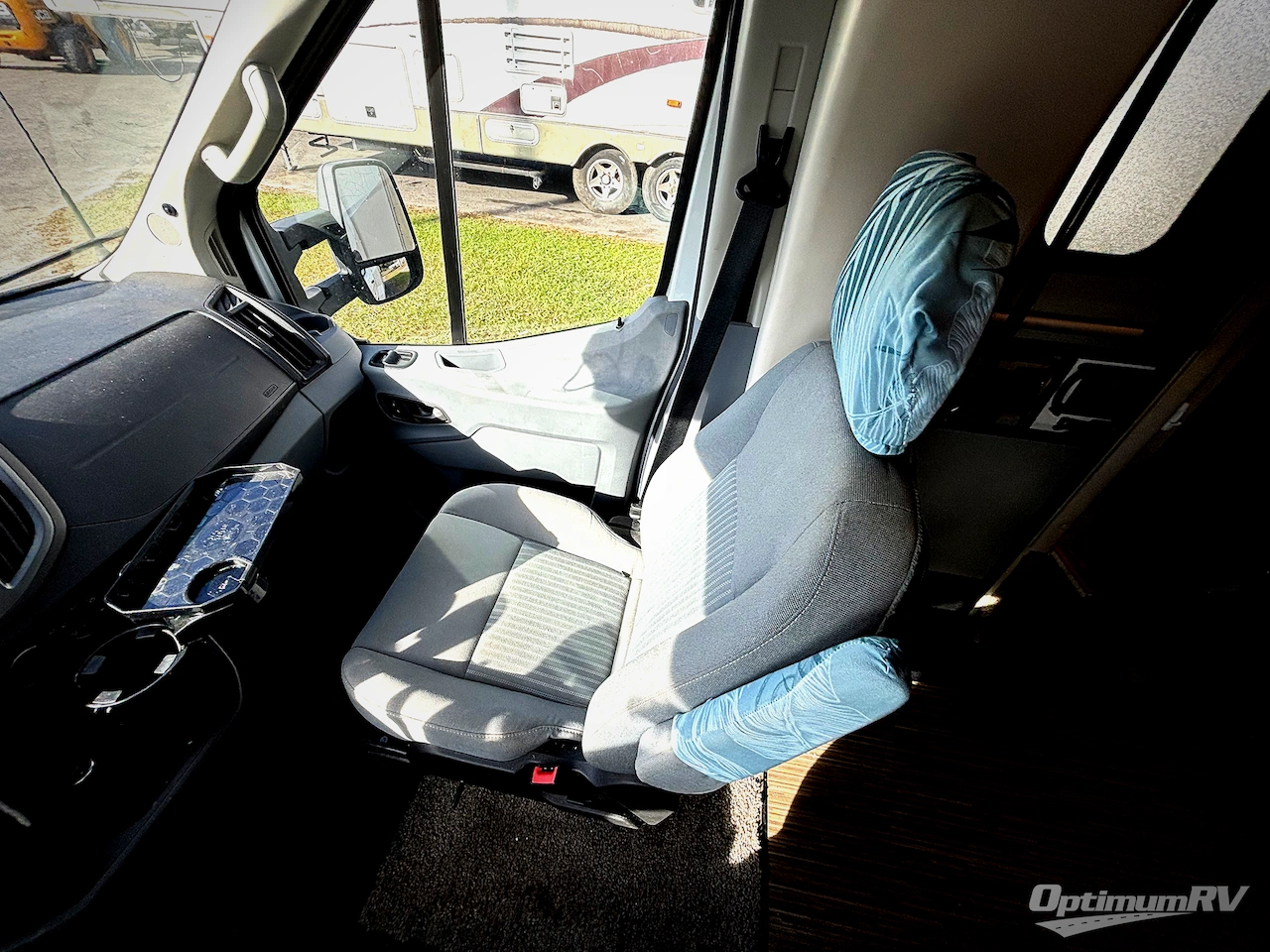 2016 Thor Gemini 23TR Photo 9