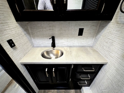 2024 Jayco Precept 31UL RV Photo 4