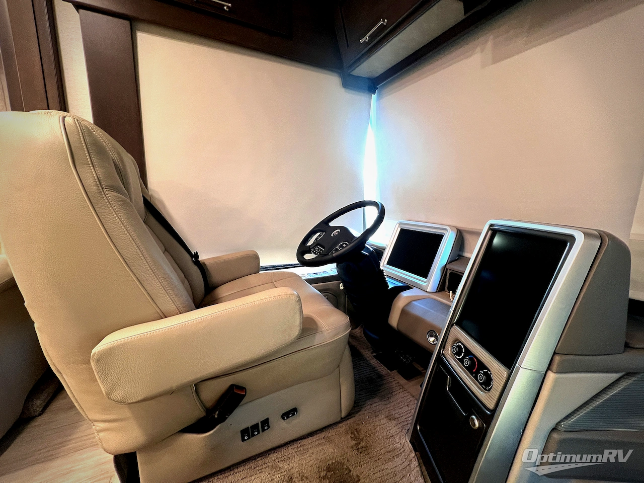 2024 Entegra Aspire 44R Photo 5