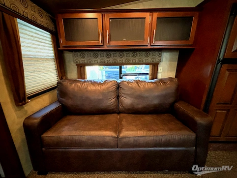 2015 Forest River Cedar Creek Silverback 29RE RV Photo 4