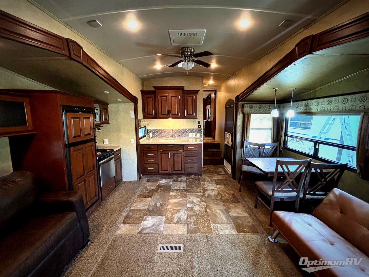 2015 Forest River Cedar Creek Silverback 29RE Photo 6