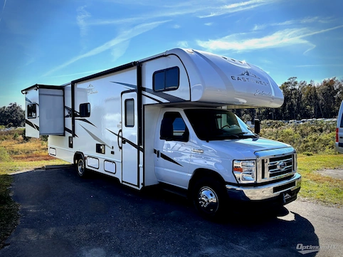 Used 2023 East To West Entrada 2900DS Featured Photo