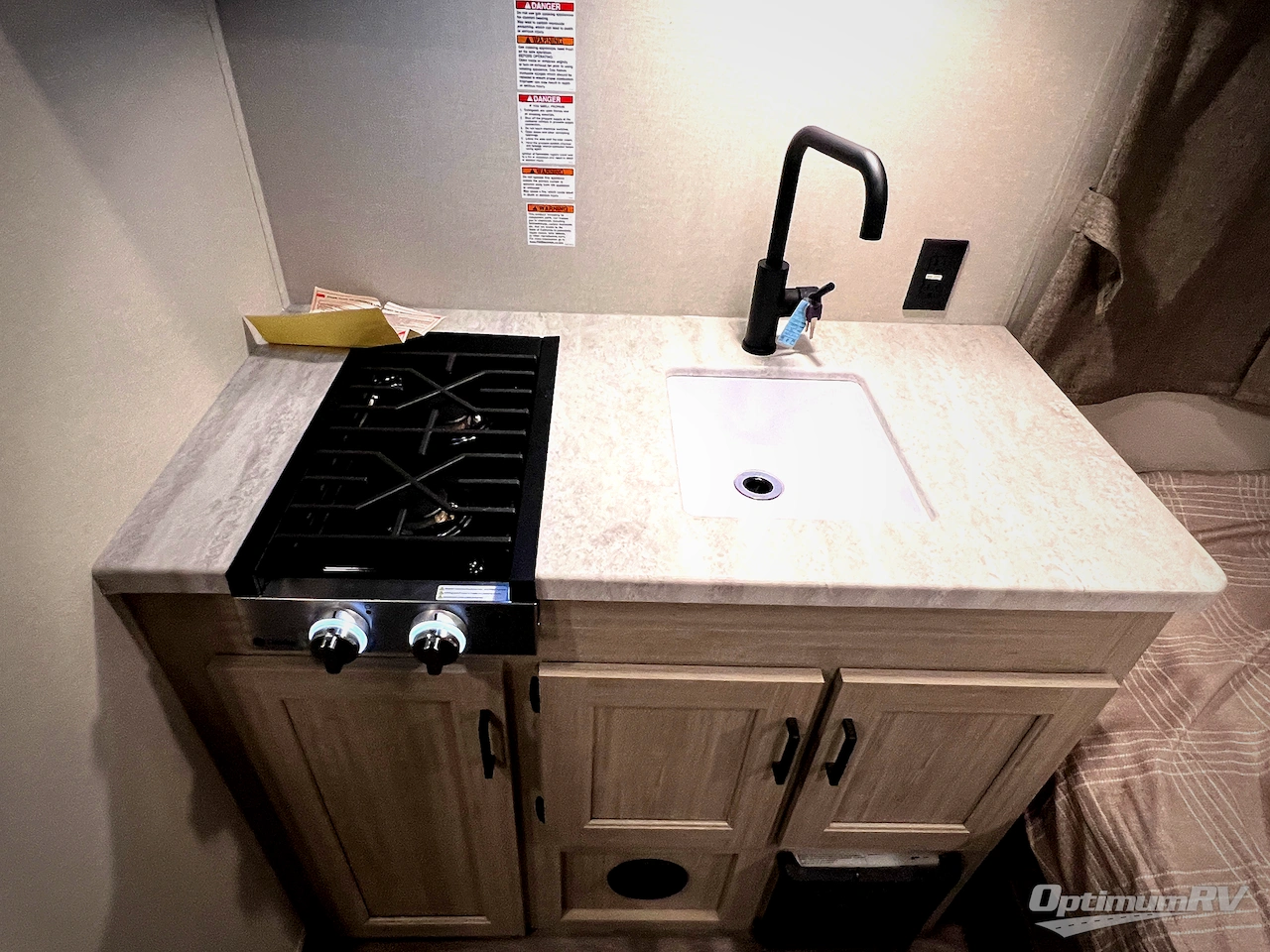 2025 Forest River Aurora Light 13RDX Photo 9