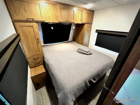 2024 Coachmen Freedom Express Ultra Lite 288BHDS RV Photo 2