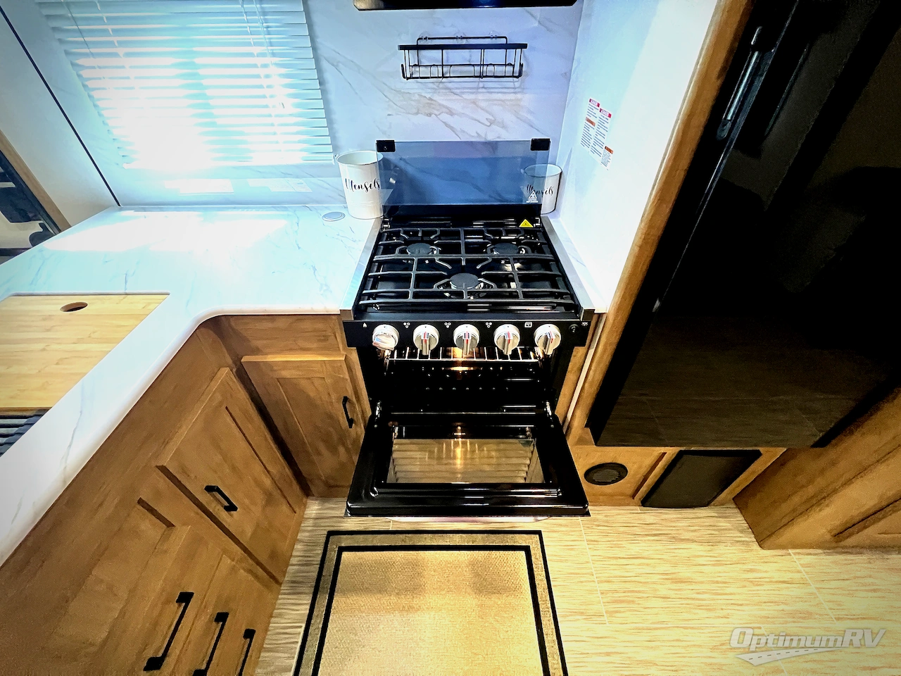 2024 Coachmen Freedom Express Ultra Lite 288BHDS Photo 13