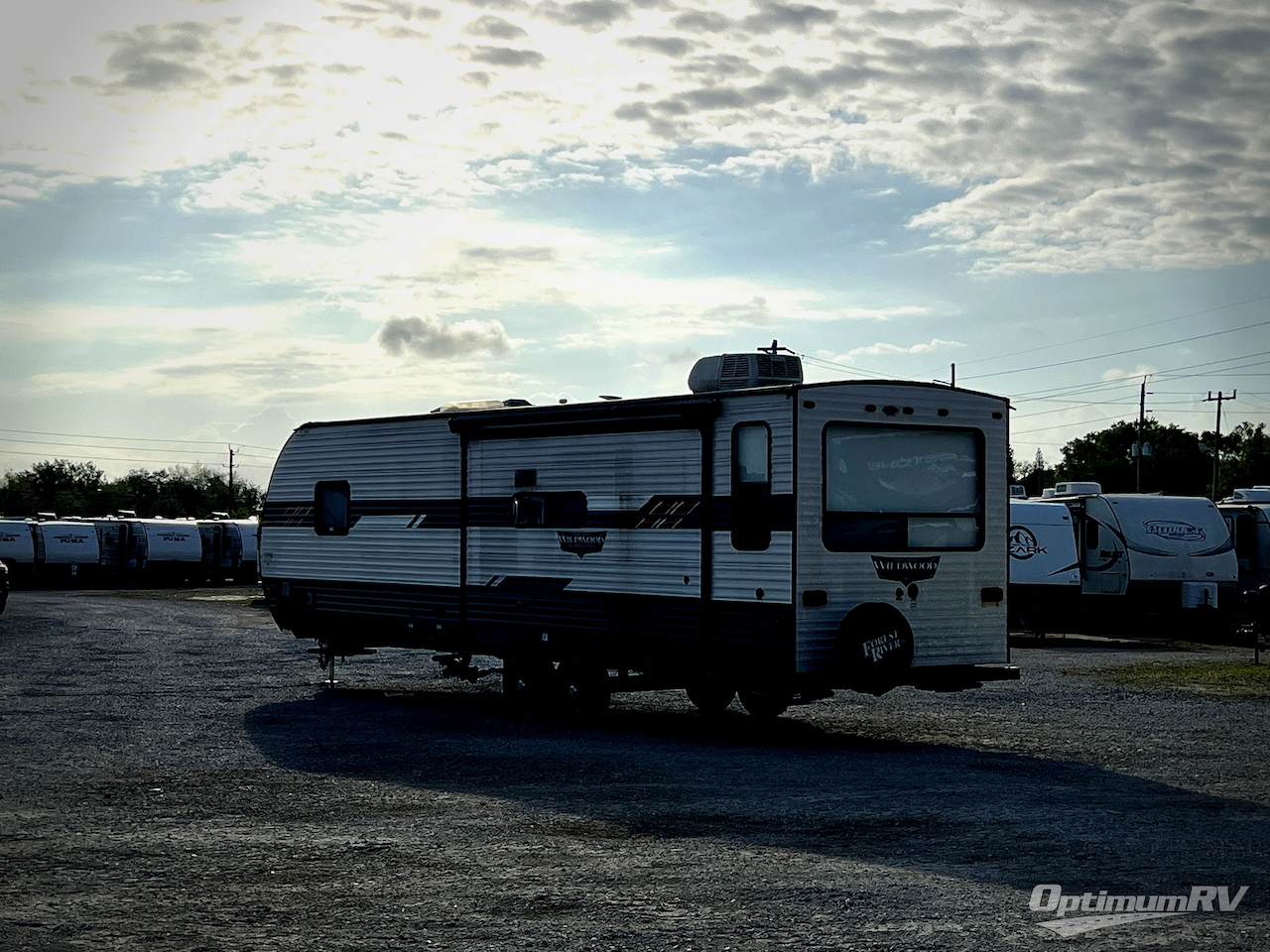 2021 Forest River Wildwood 27RE Photo 3