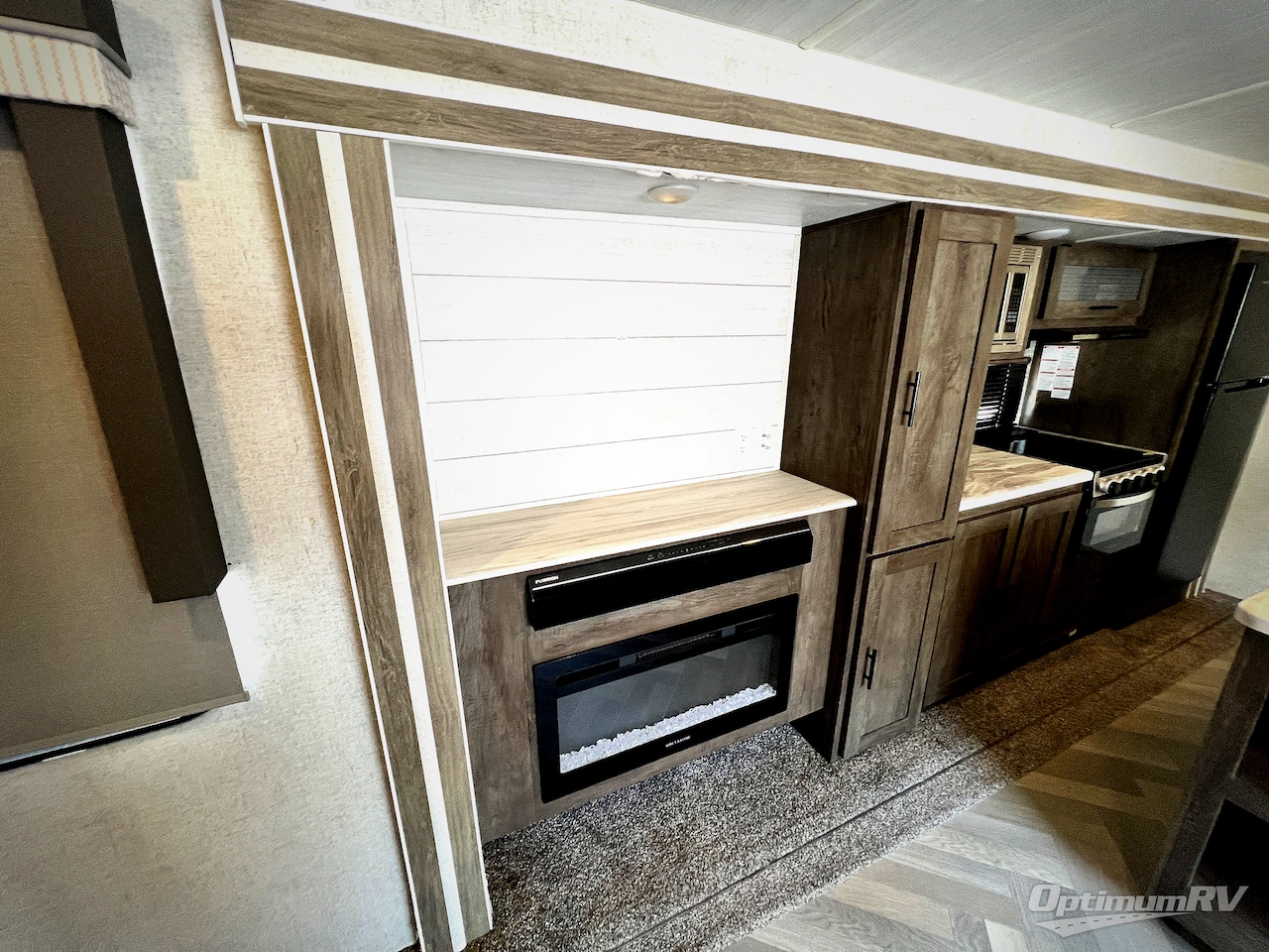 2021 Forest River Wildwood 27RE Photo 11