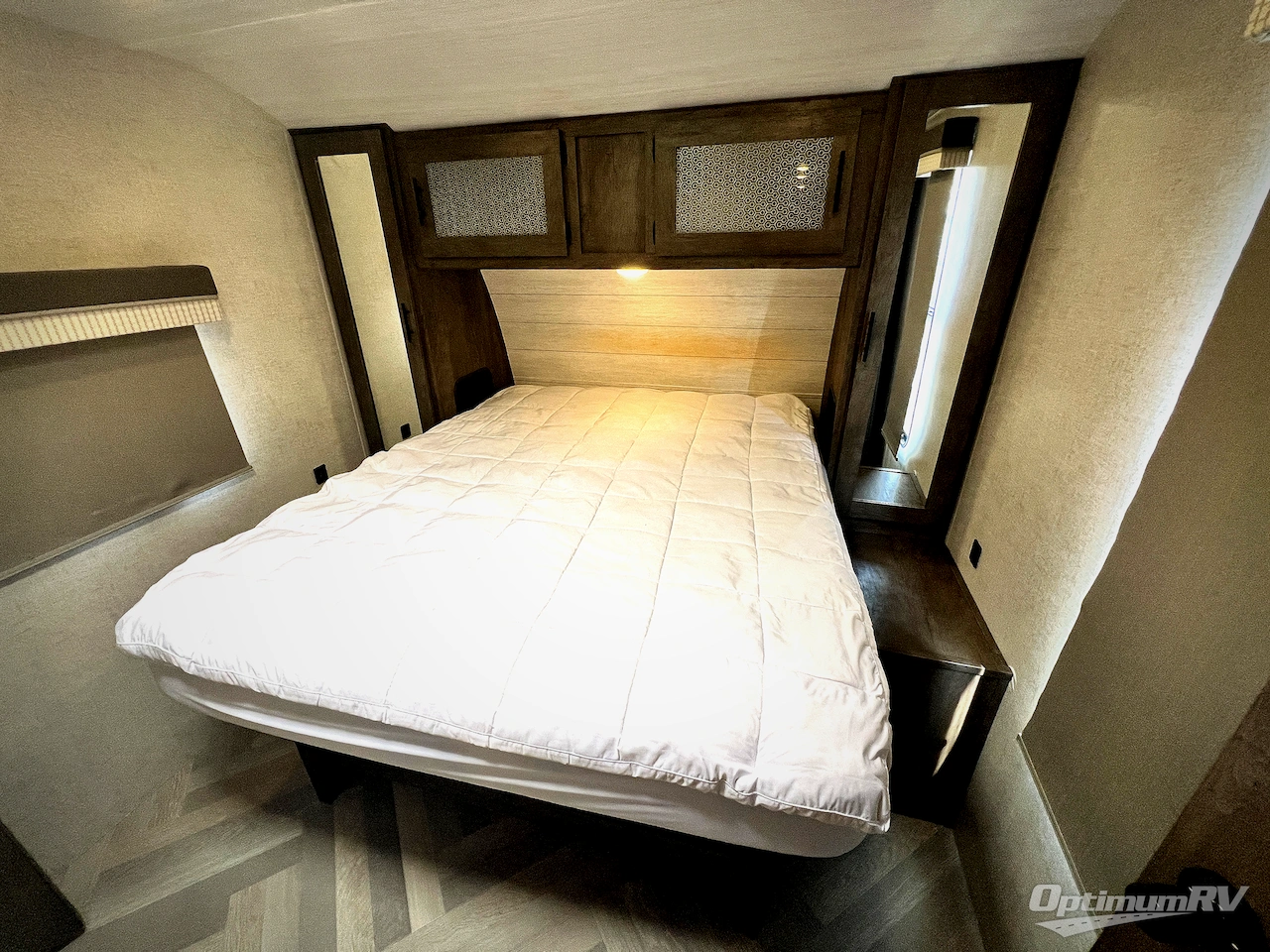 2021 Forest River Wildwood 27RE Photo 20