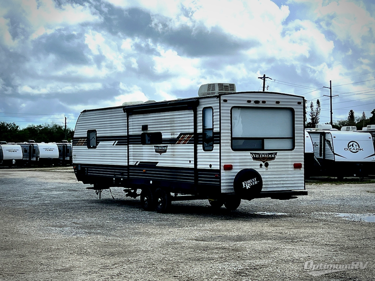 2021 Forest River Wildwood 27RE Photo 3