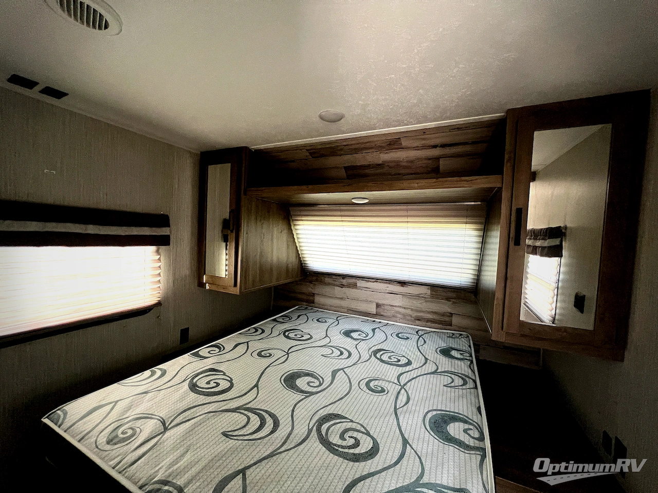 2021 Palomino Puma XLE Lite 24FBSC Photo 15