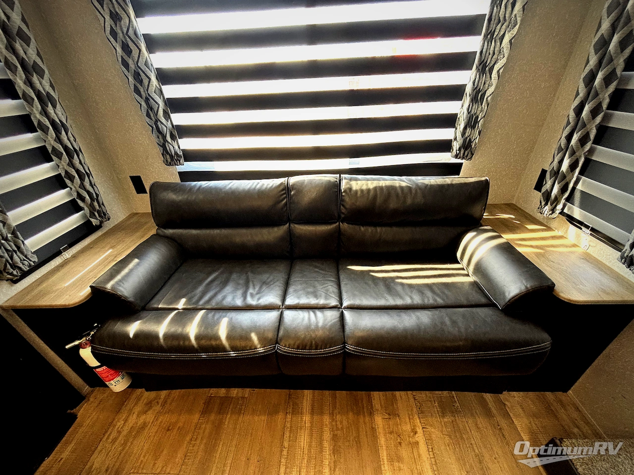 2022 Forest River Cherokee Grey Wolf 23MK Photo 7