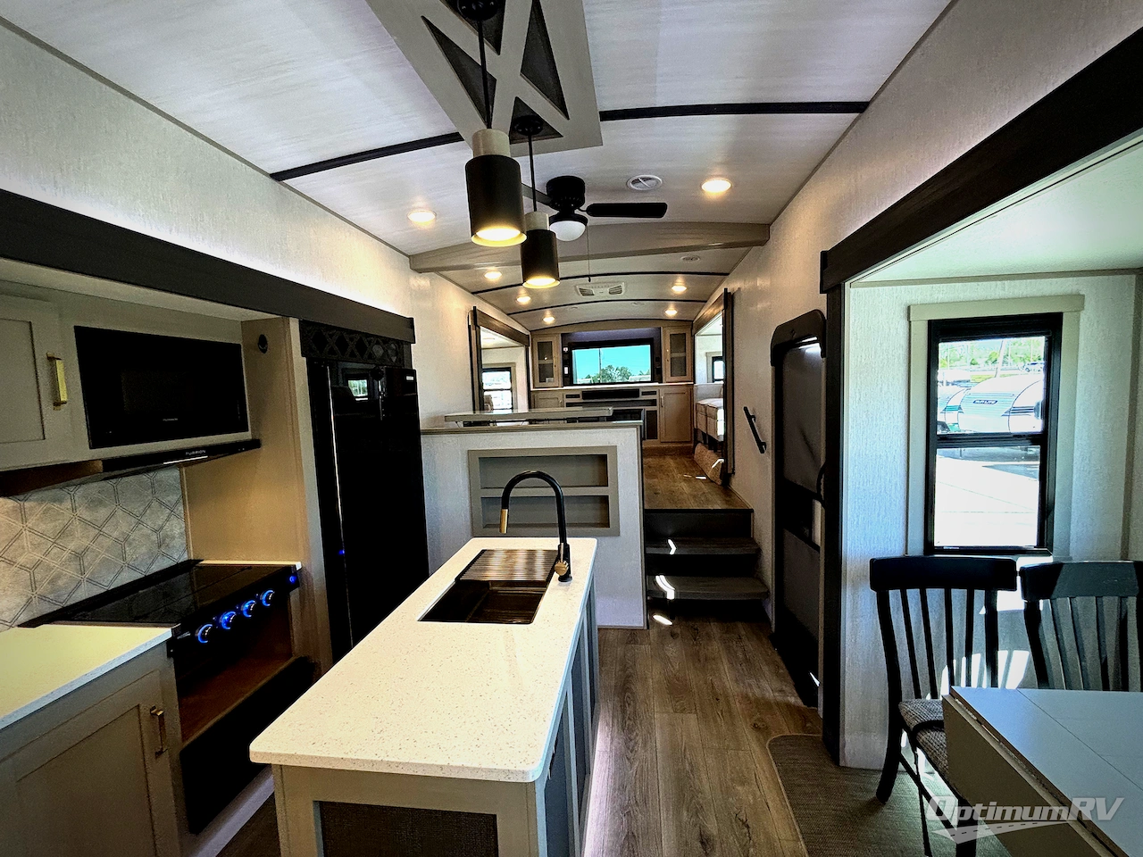 2024 Forest River Wildwood Heritage Glen 378FL Photo 5