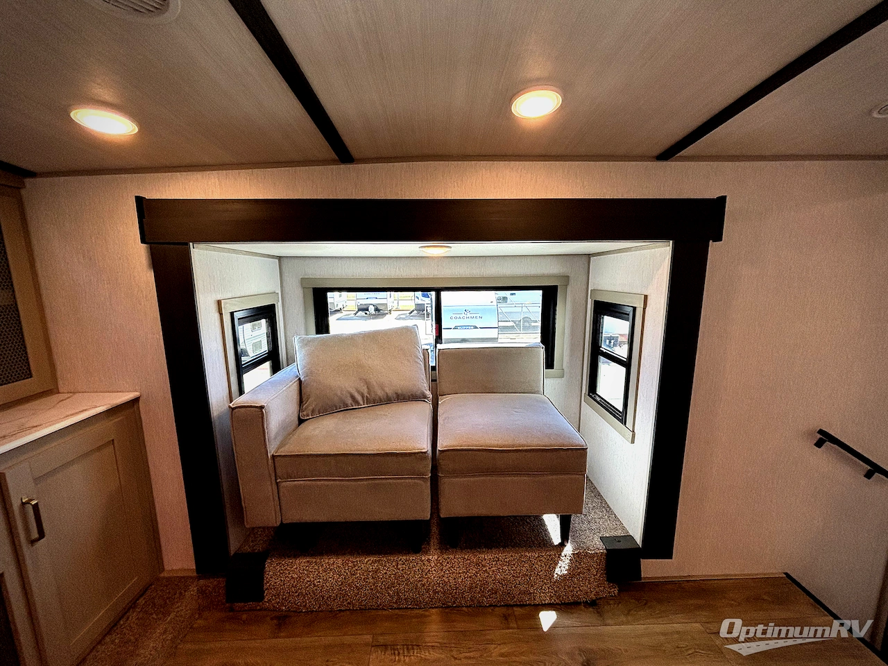 2024 Forest River Wildwood Heritage Glen 378FL Photo 13