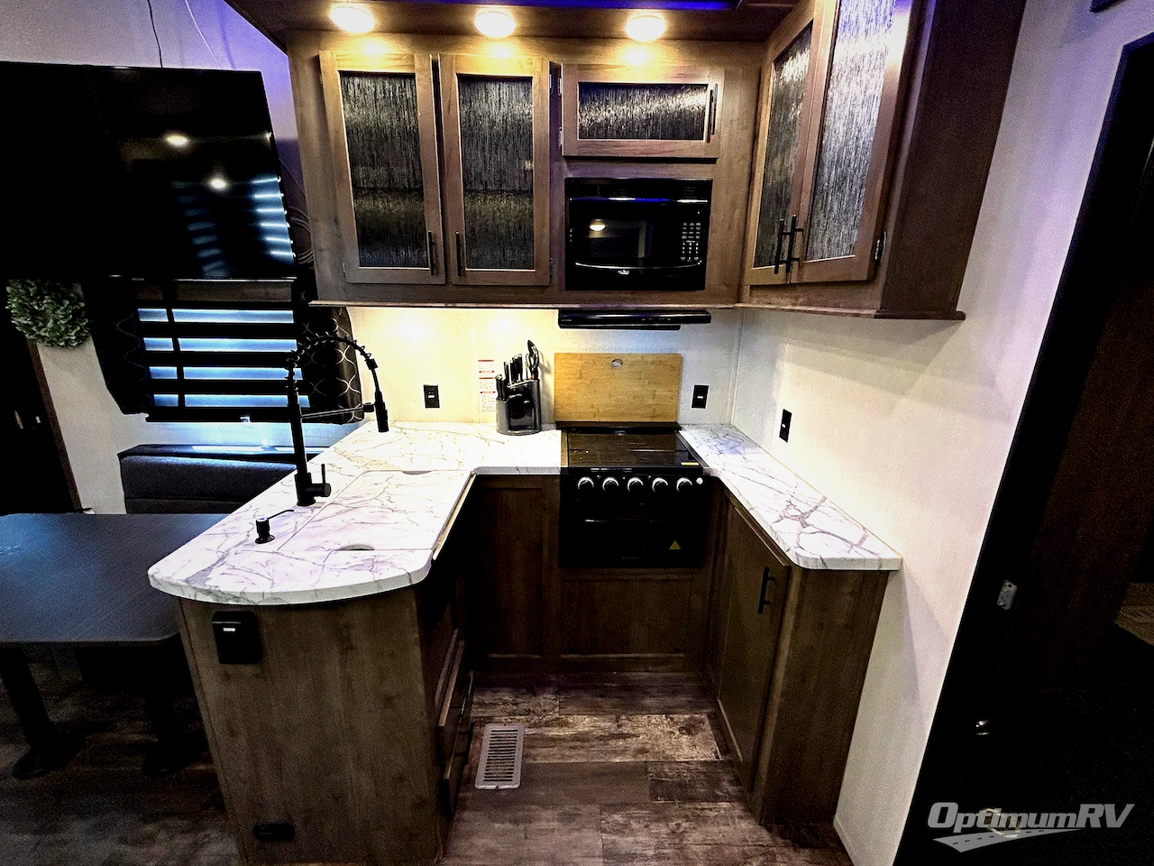 2022 Forest River Cherokee Wolf Pack 365PACK16 Photo 6