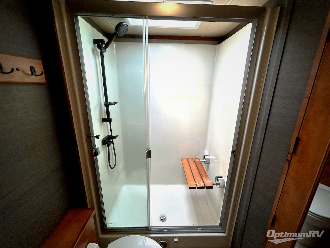 2022 VanLeigh Beacon 41LKB Photo 11