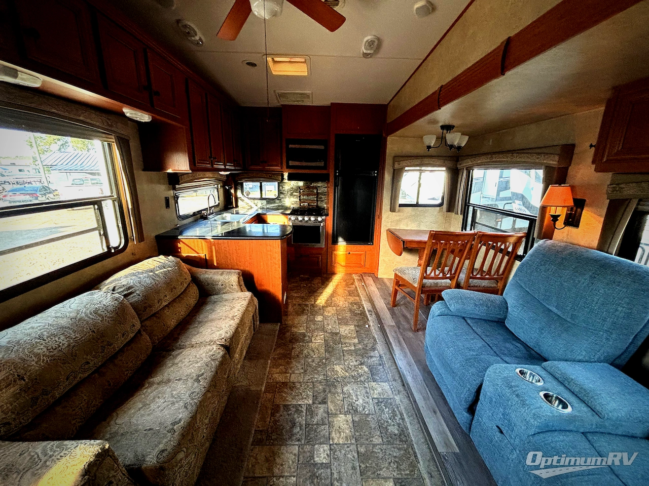 2010 Forest River Blue Ridge 2950RK Photo 4