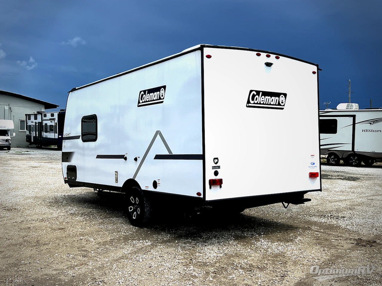 2025 Keystone Coleman Light 17RX Photo 3