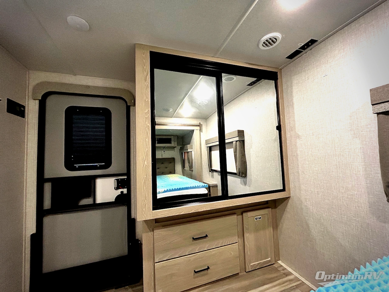 2022 Forest River Flagstaff Super Lite 26FKBS Photo 16