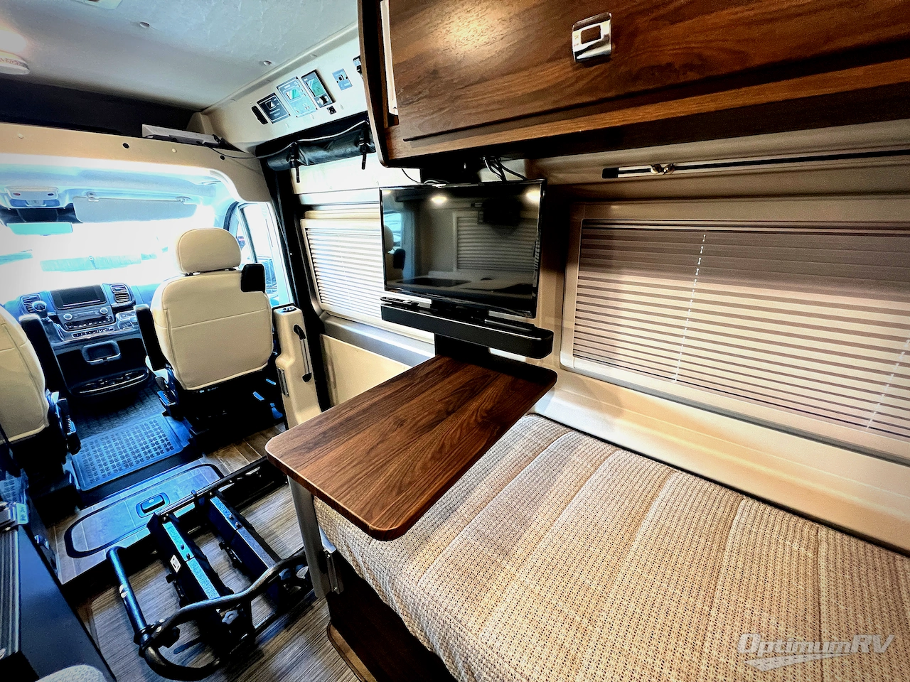 2023 Winnebago Travato 59K Photo 9