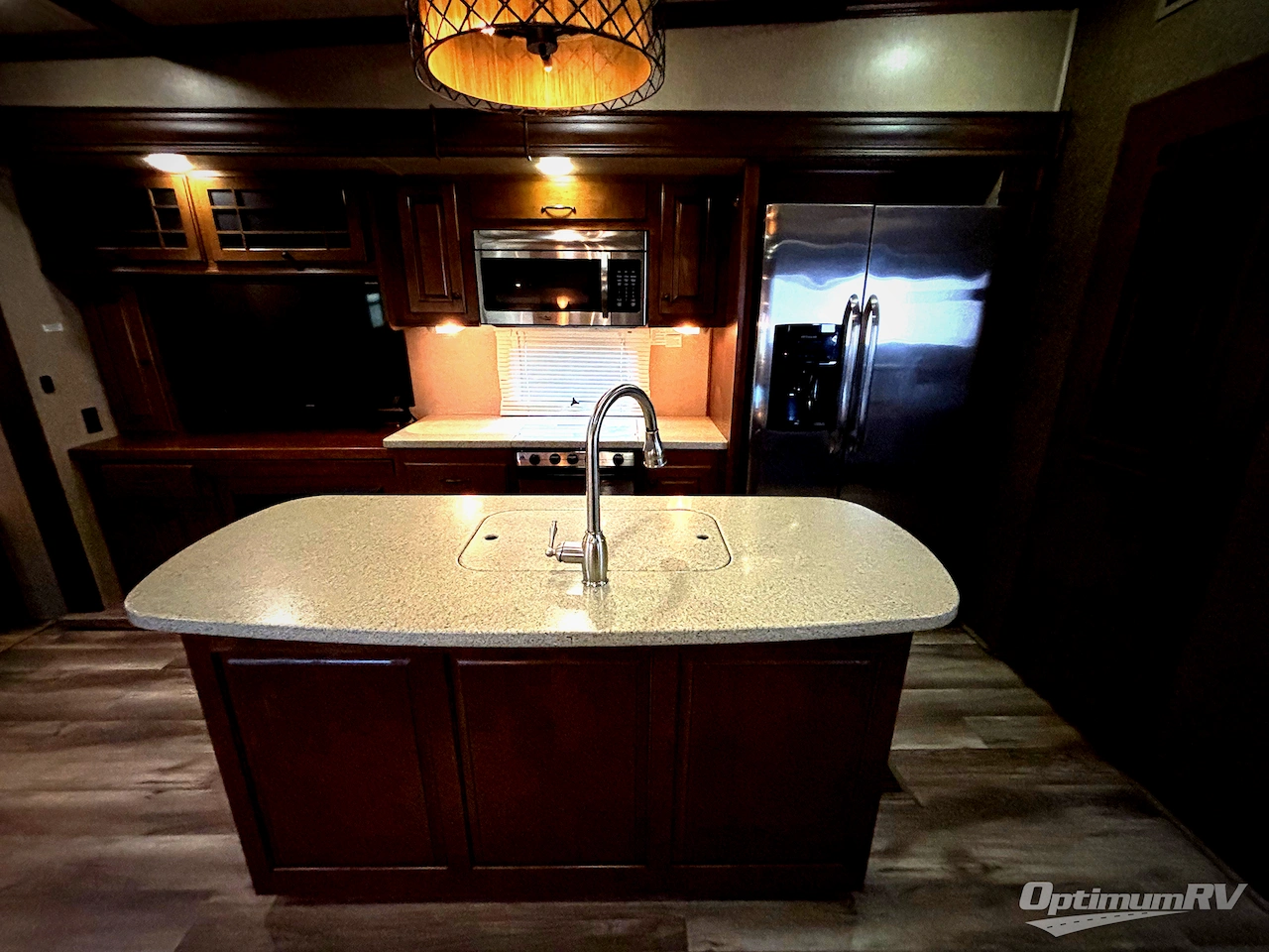 2015 Heartland Bighorn 3570RS Photo 6