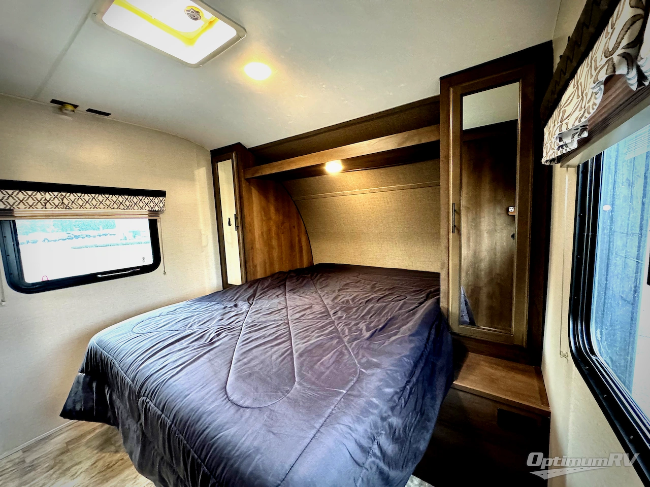 2018 KZ Connect C241RLK Photo 8