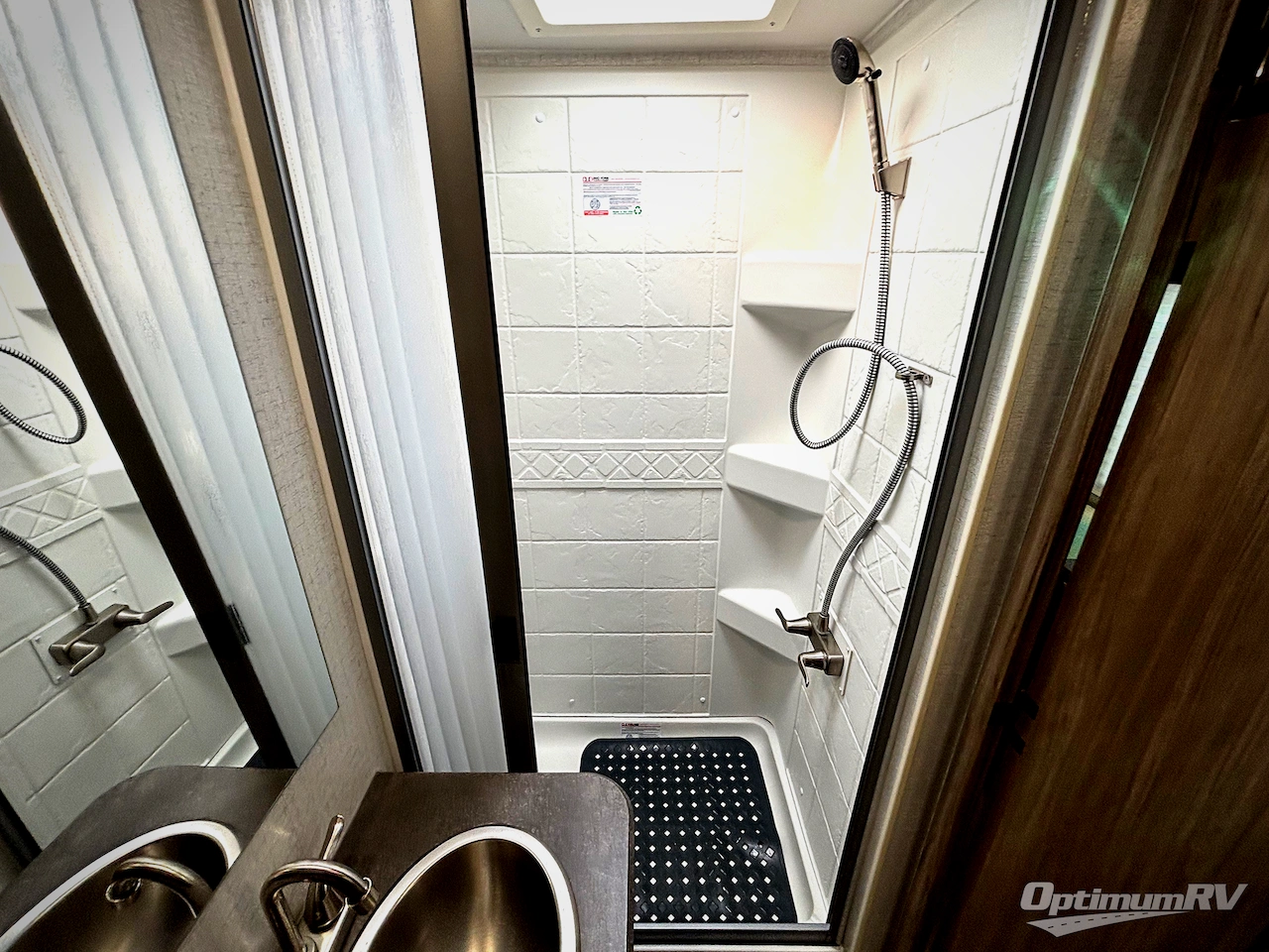 2022 Winnebago Towables Micro Minnie 2225RL Photo 10