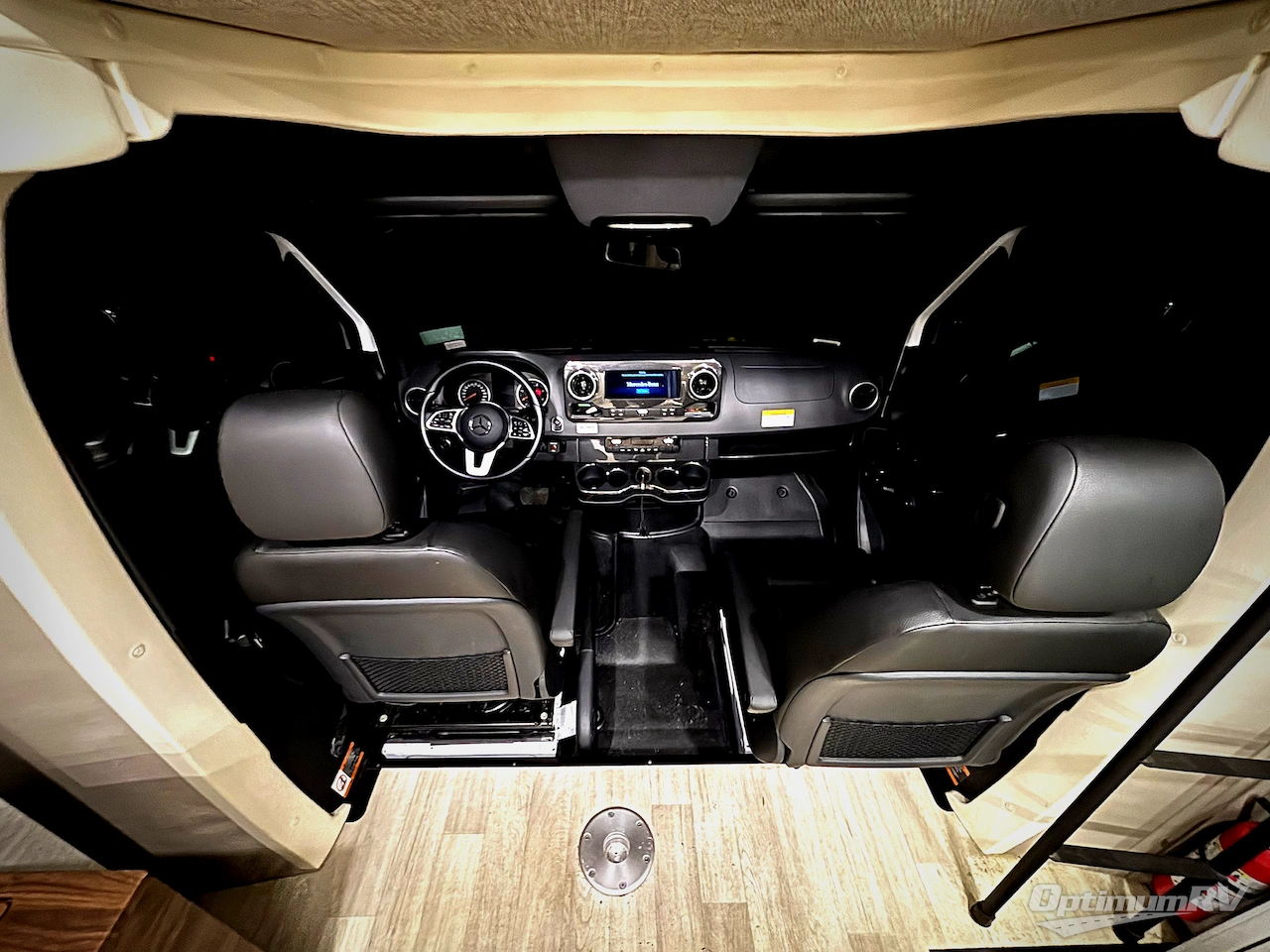 2022 Winnebago View 24D Photo 6