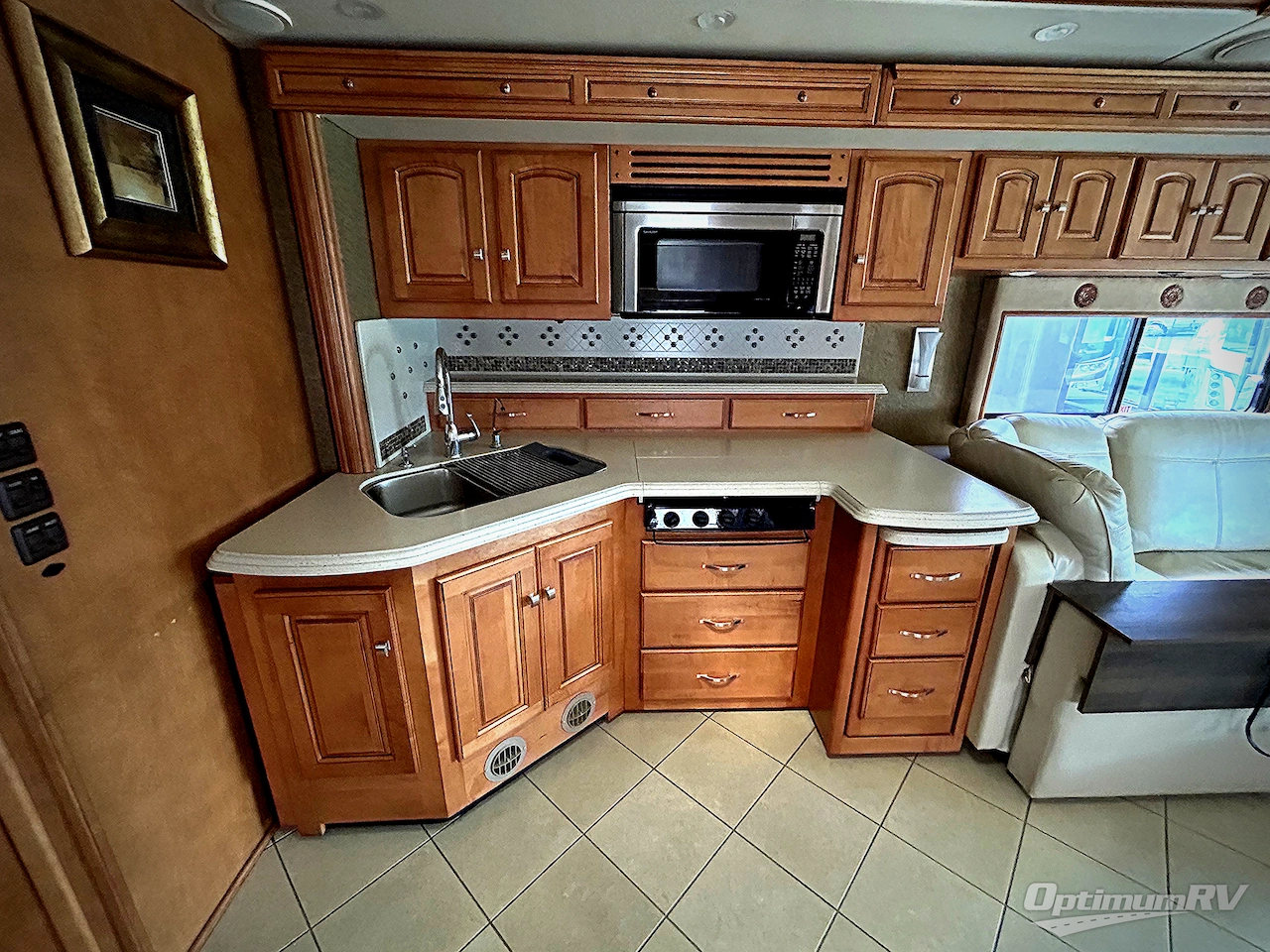 2013 Winnebago Journey 42E Photo 7