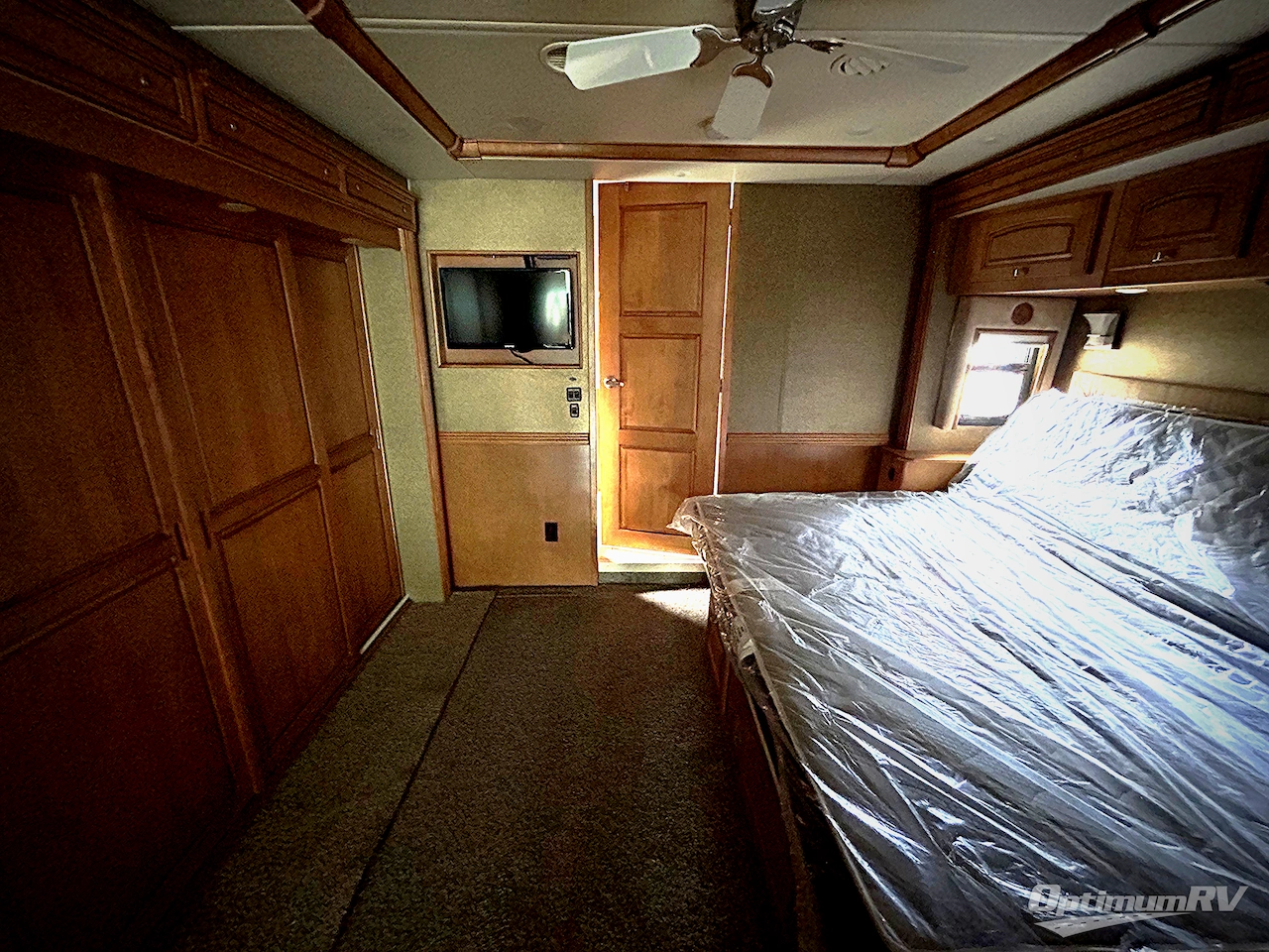 2013 Winnebago Journey 42E Photo 14