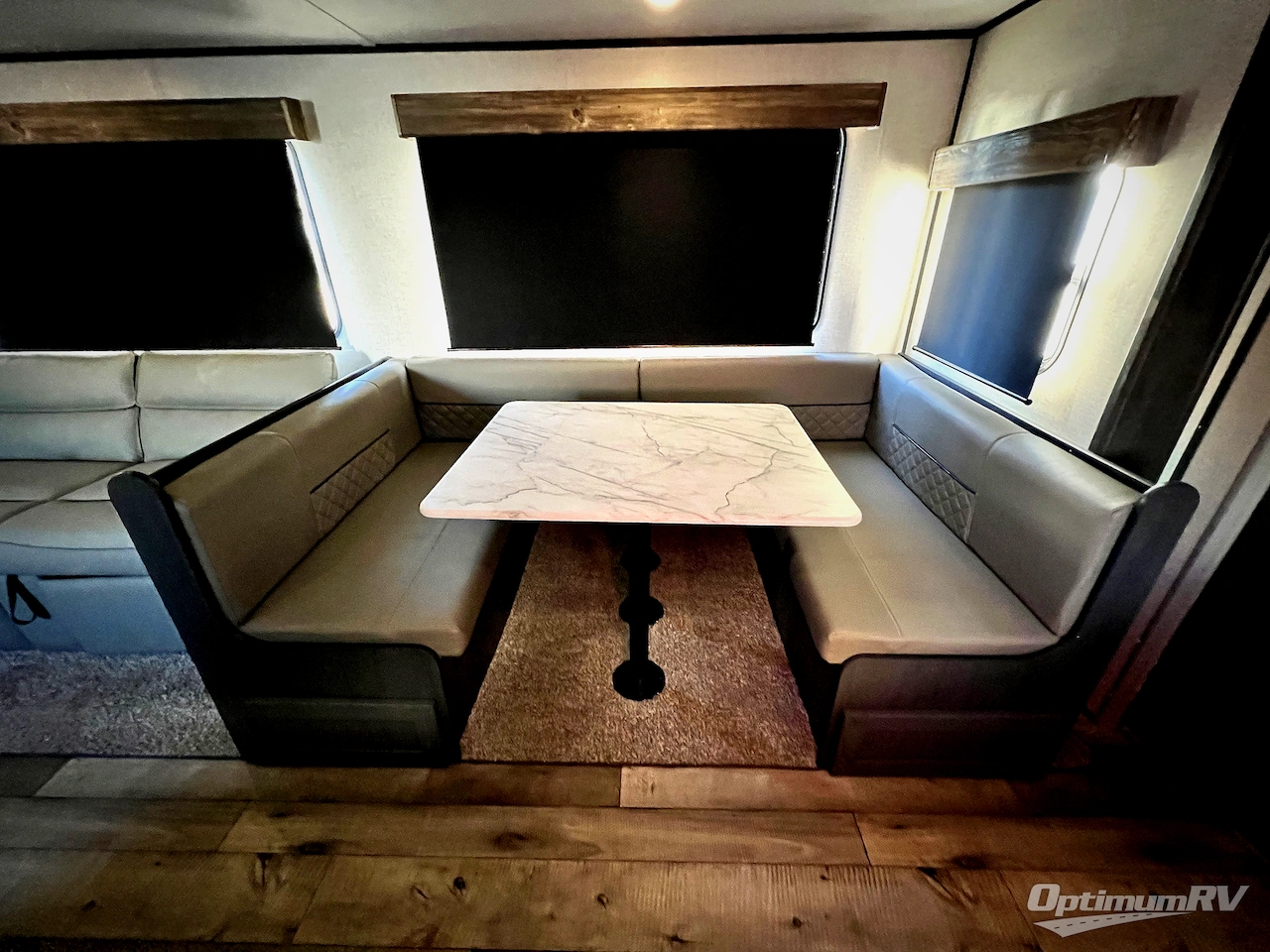 2022 Dutchmen Colorado 30BHSC Photo 8