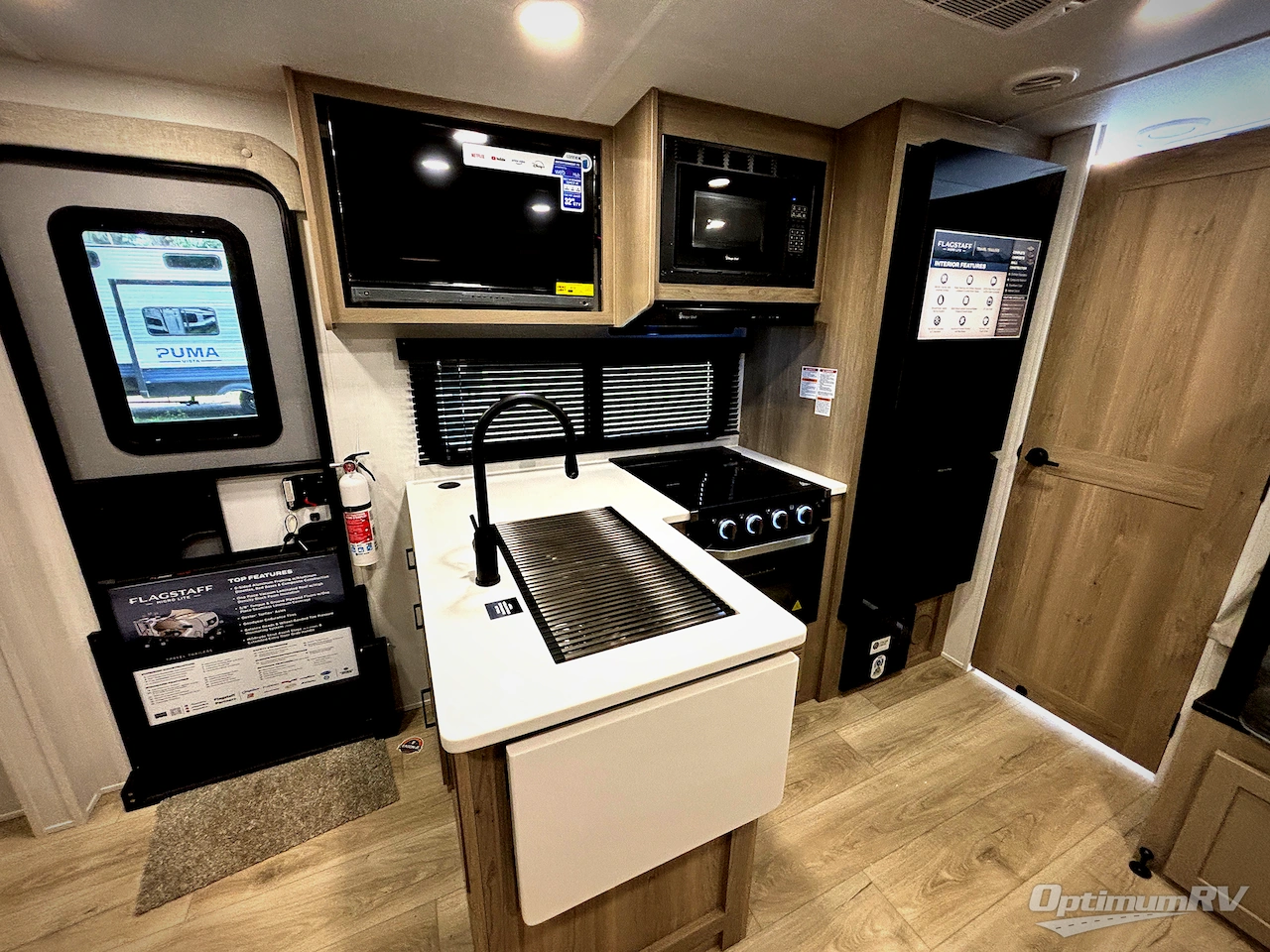 2026 Forest River Flagstaff Micro Lite 25DBH Photo 9