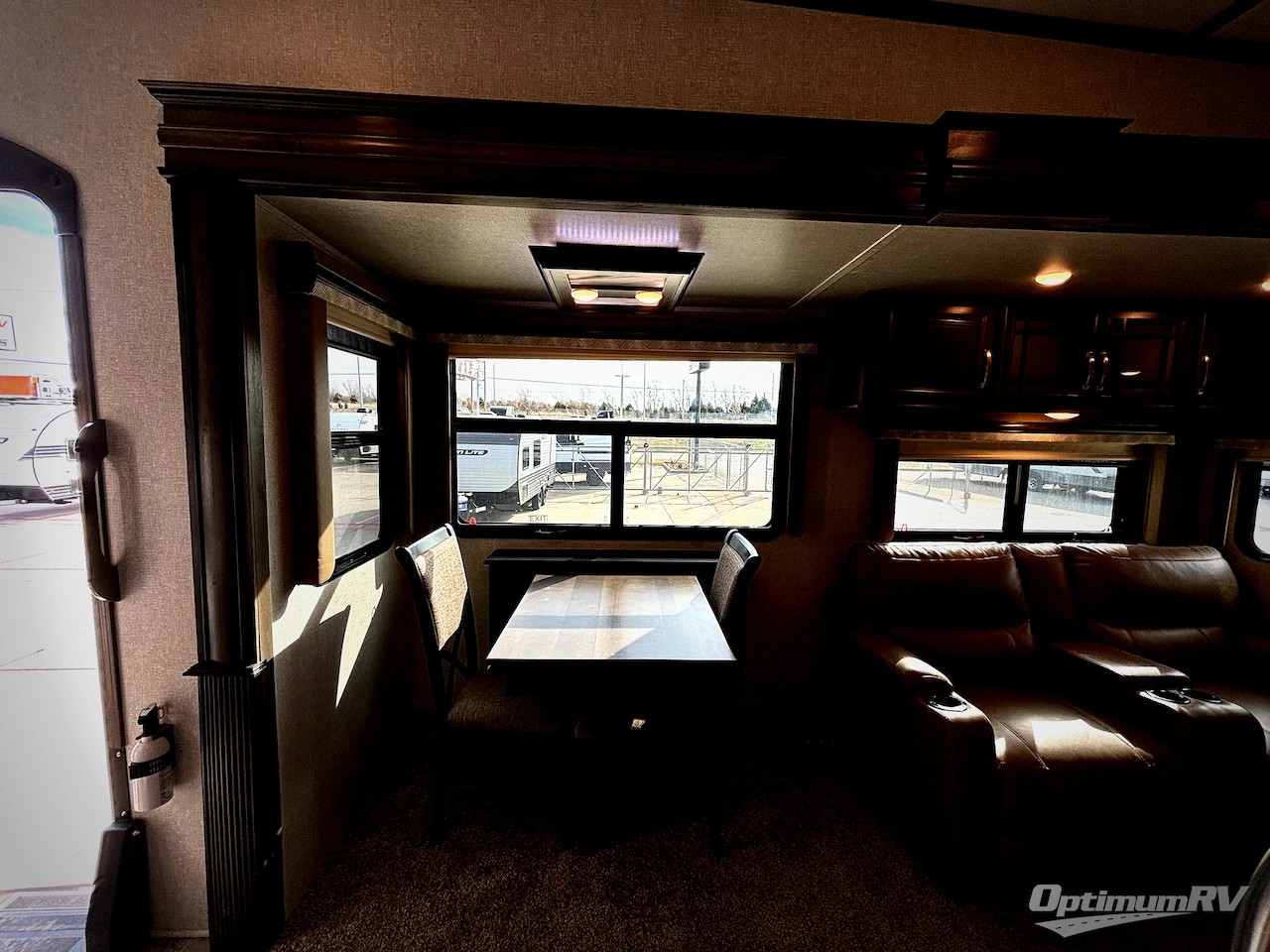 2019 Keystone Montana 3130RE Photo 10