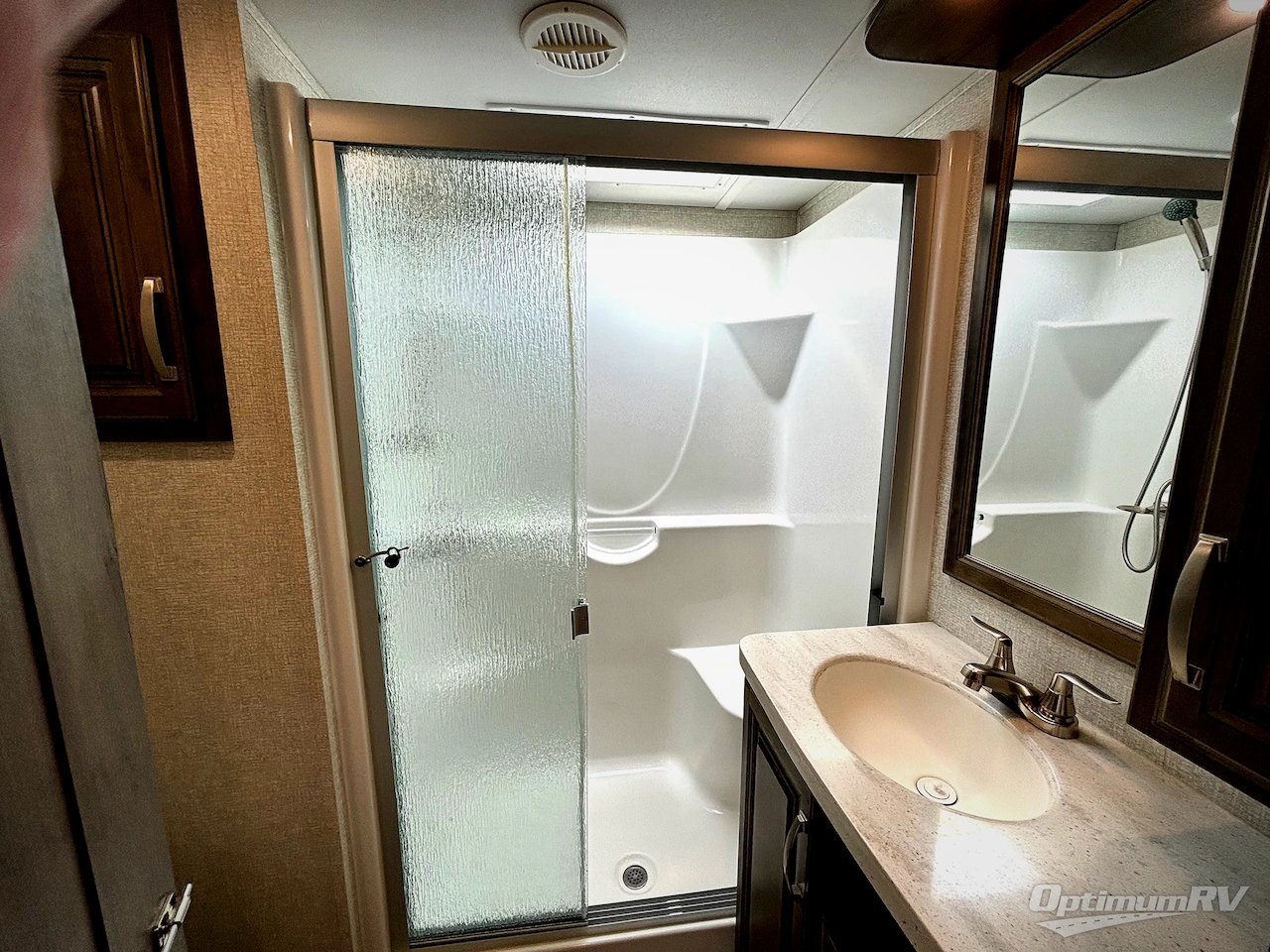 2019 Keystone Montana 3130RE Photo 17