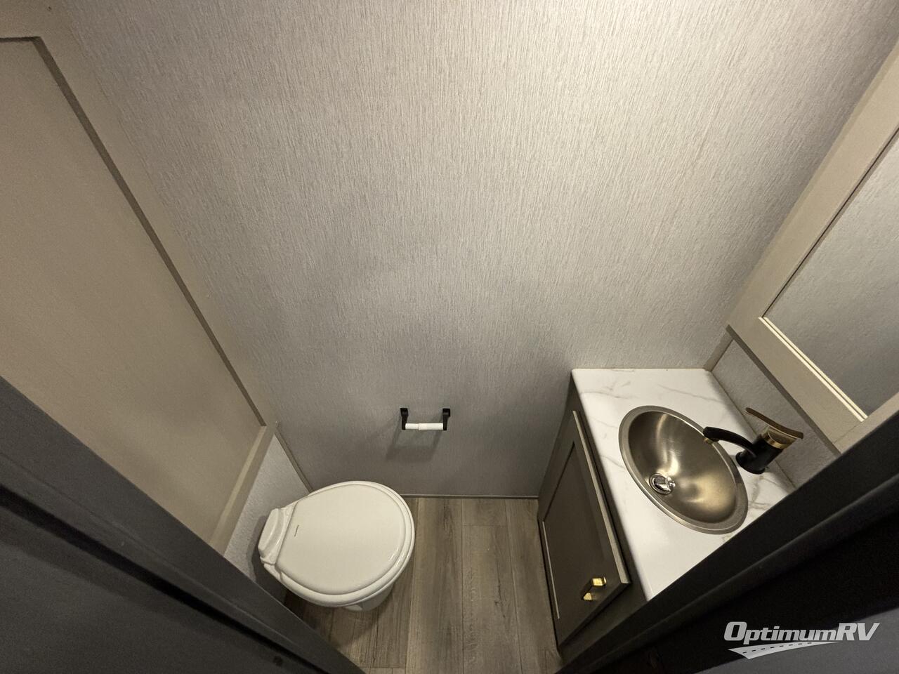 2024 Forest River Wildwood Heritage Glen Elite Series 36FL Photo 17