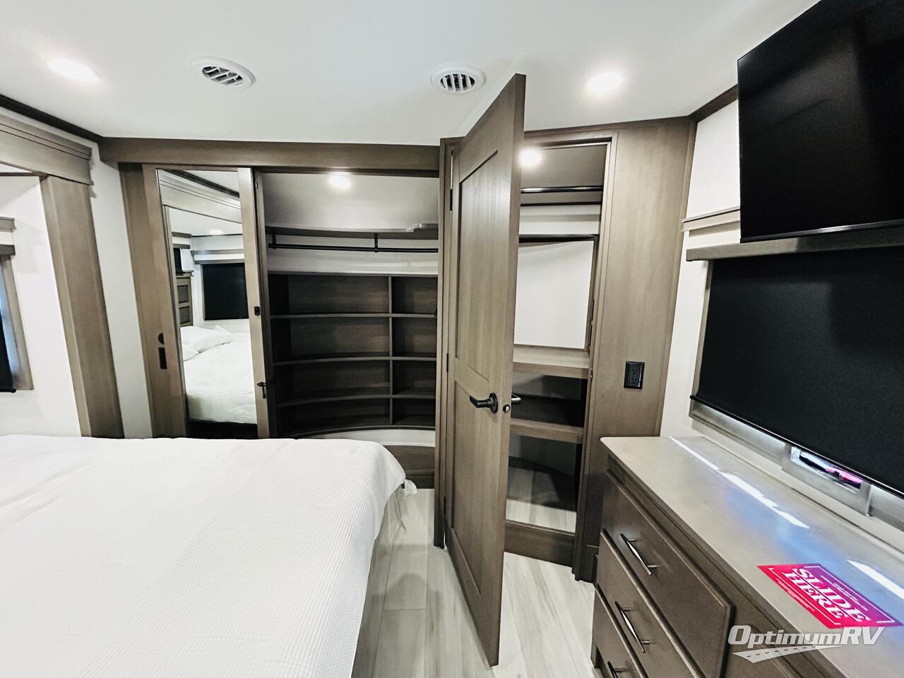 2025 Grand Design Solitude 310GK Photo 18